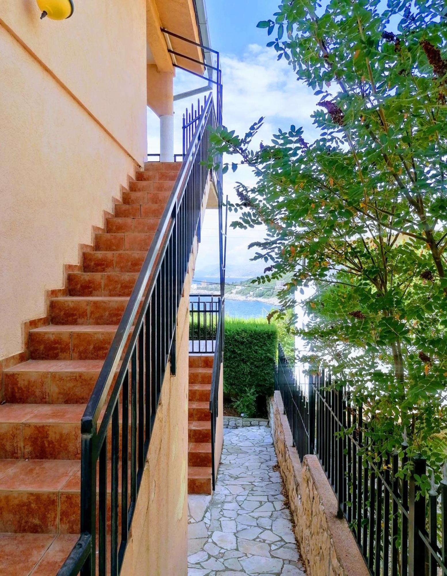 Apartmani Ljubica Utjeha Zewnętrze zdjęcie